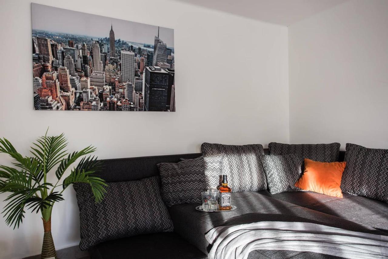 Csigaház Apartman Pécs Esterno foto
