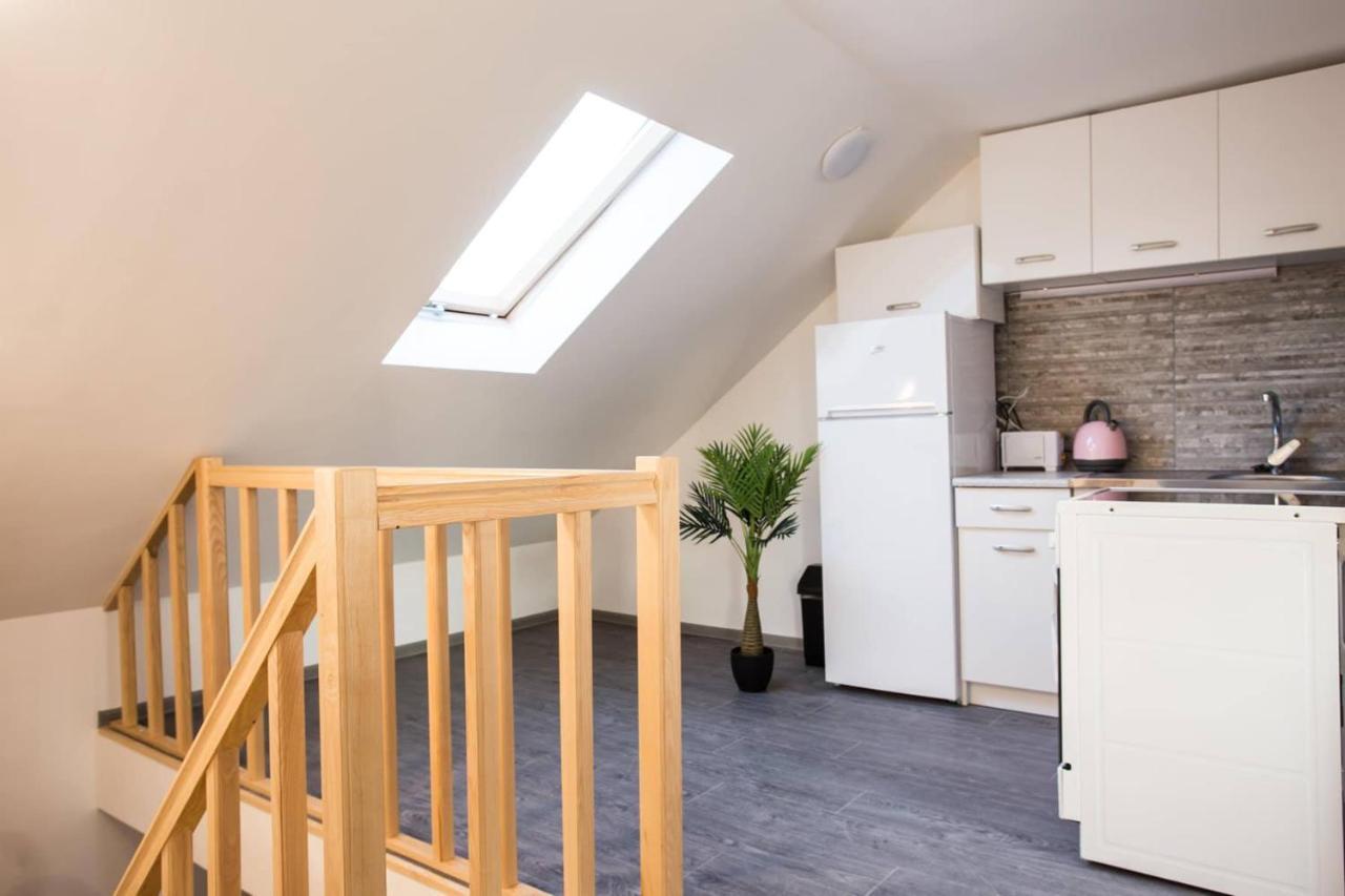 Csigaház Apartman Pécs Esterno foto